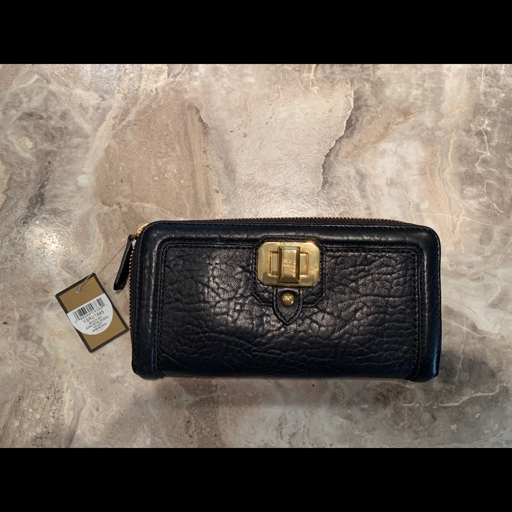 New Juicy Couture wallet with tags still on